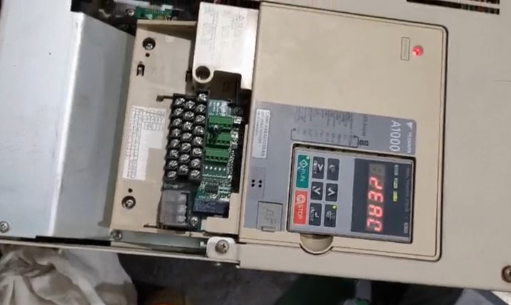 45KW安川CIMR-AB4A0103AAA