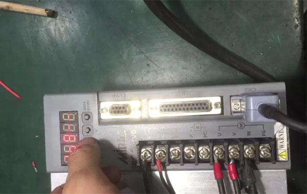  盟立SDP30伺服驱动器维修